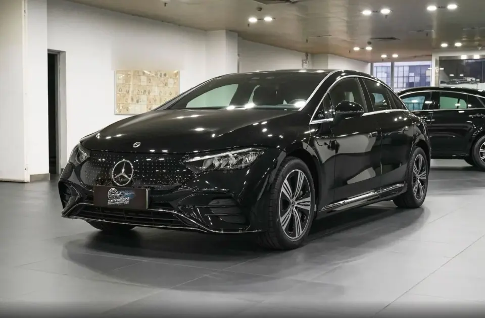 Mercedes-Benz EQE 500 4MATIC 2025