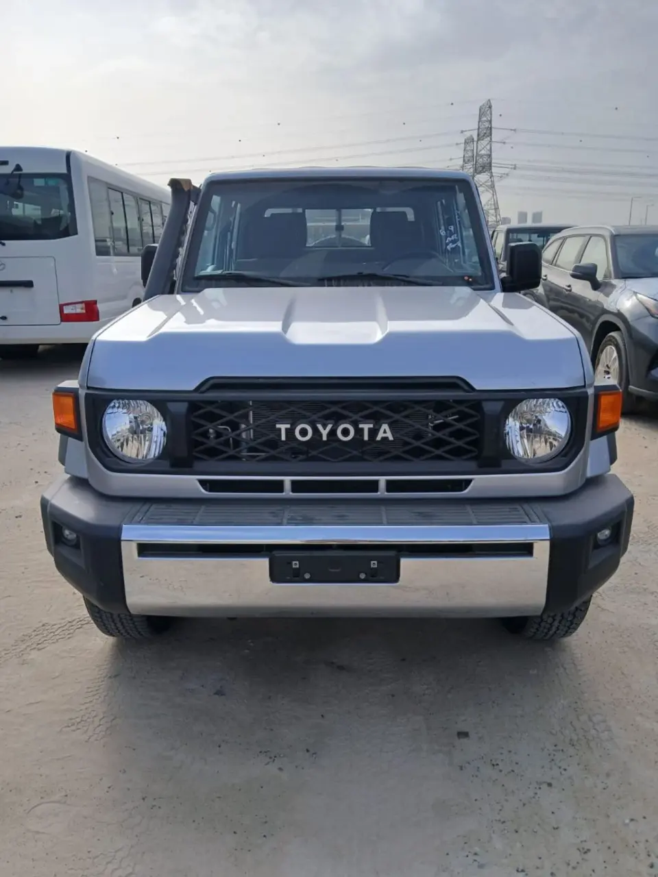 Toyota Land Cruiser Pick Up 2025