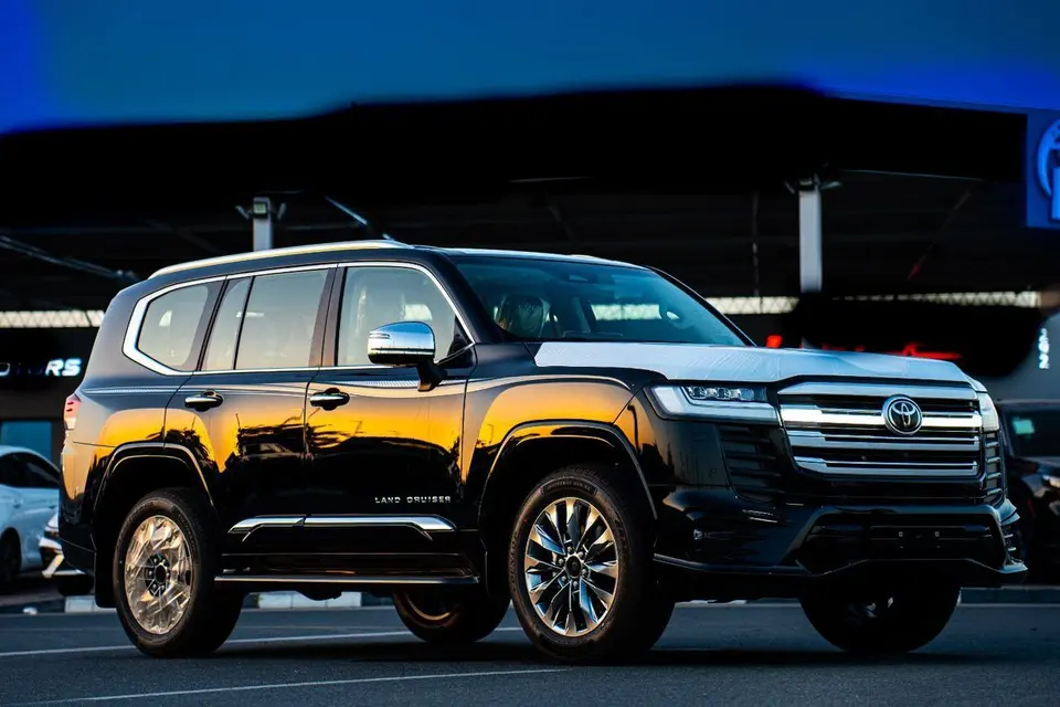 Toyota Land Cruiser VXR 2026