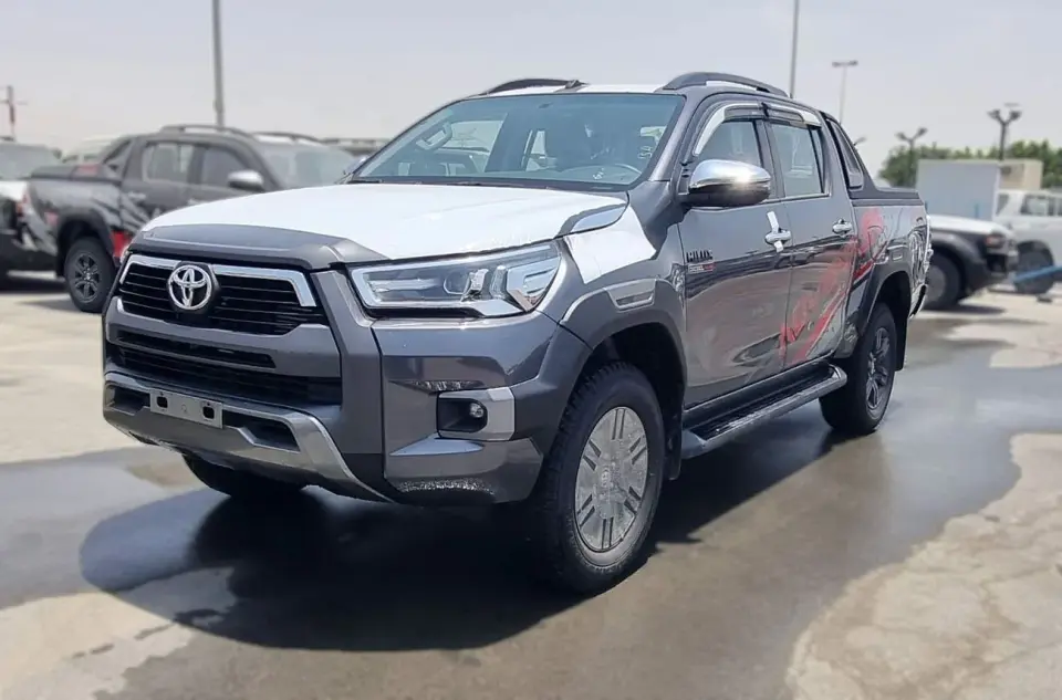 Toyota Hilux ADVENTURE 2026