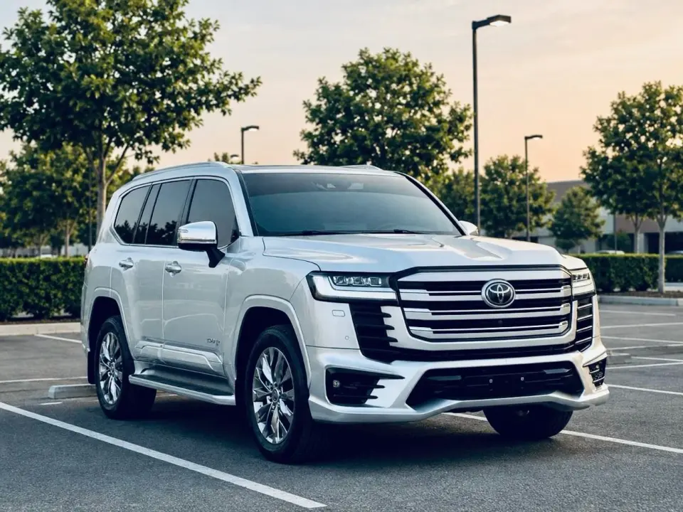 Toyota Land Cruiser VXR 2024