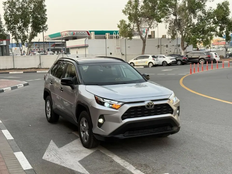 Toyota RAV4 XLE 2022