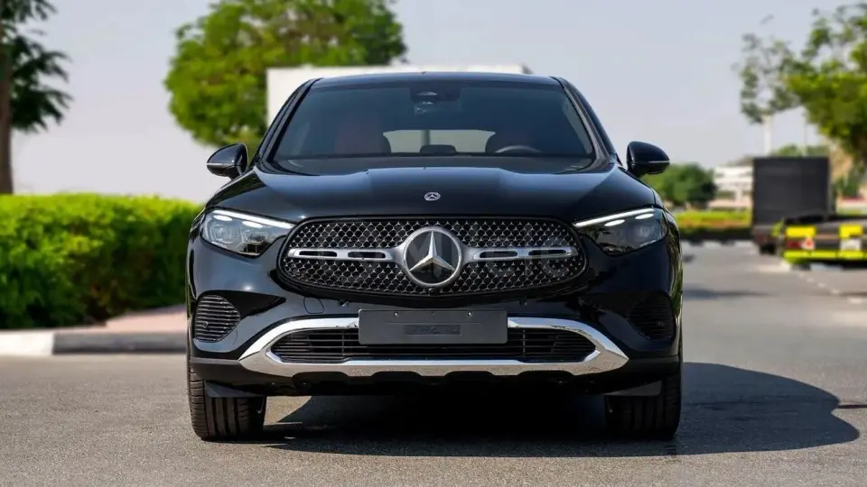 Mercedes-Benz GLC200 STANDARD 2025