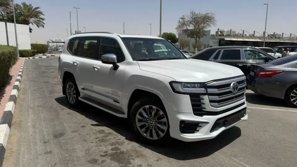 Toyota Land Cruiser VXR 2026