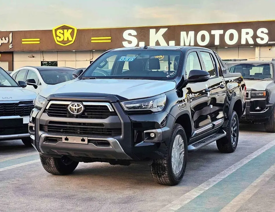 Toyota Hilux ADVENTURE 2026