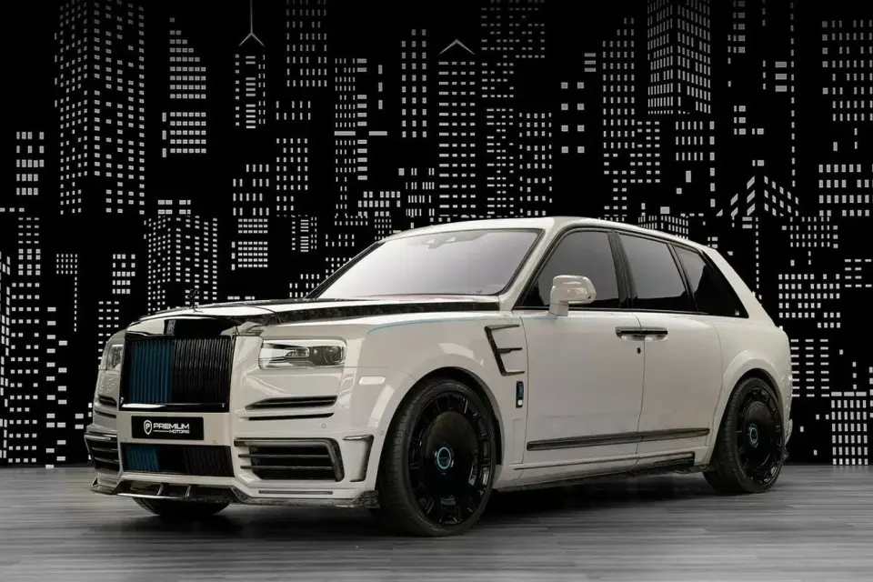 Rolls-Royce Cullinan STANDARD 2024