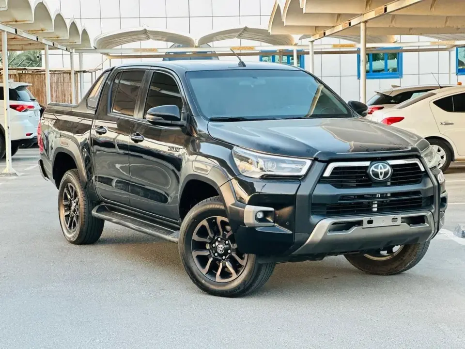 Toyota Hilux ADVENTURE 2020