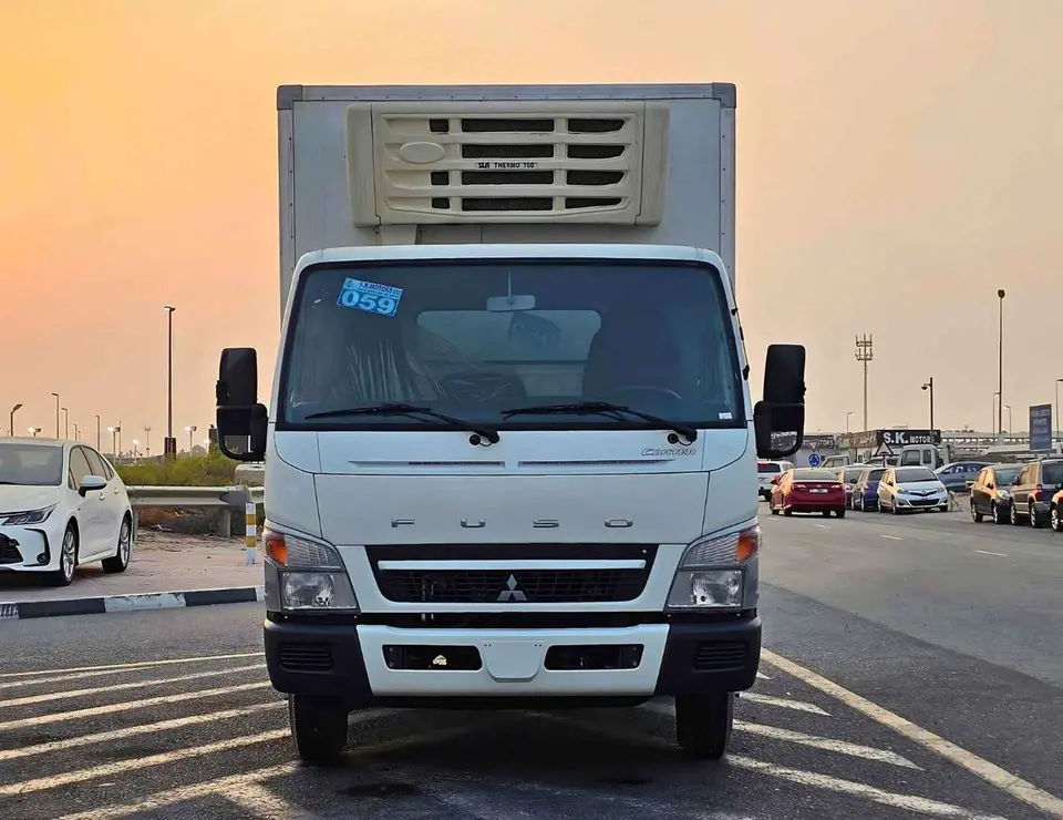 Mitsubishi Fuso Canter 2022
