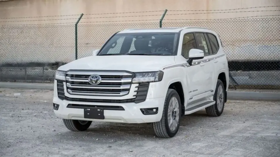 Toyota Land Cruiser GXR 2026