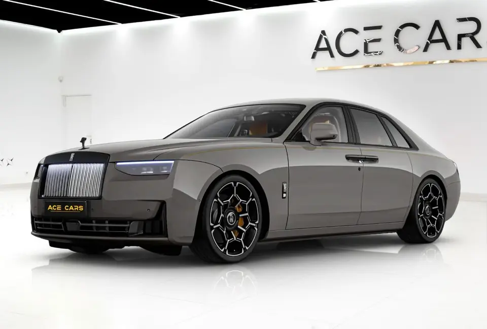 Rolls-Royce Ghost BLACK BADGE 2026