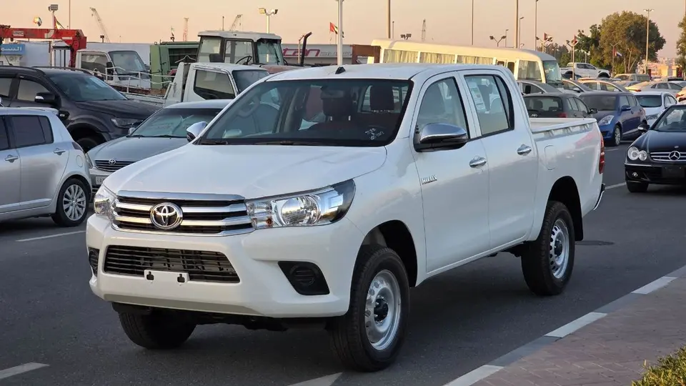 Toyota Hilux DLX 2026