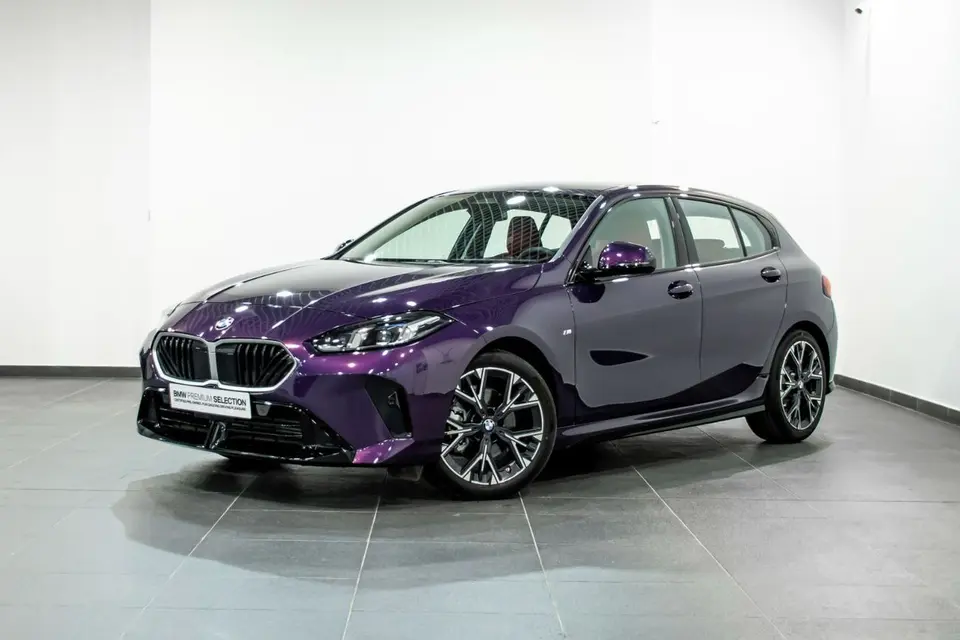 BMW 118i PURE 2025