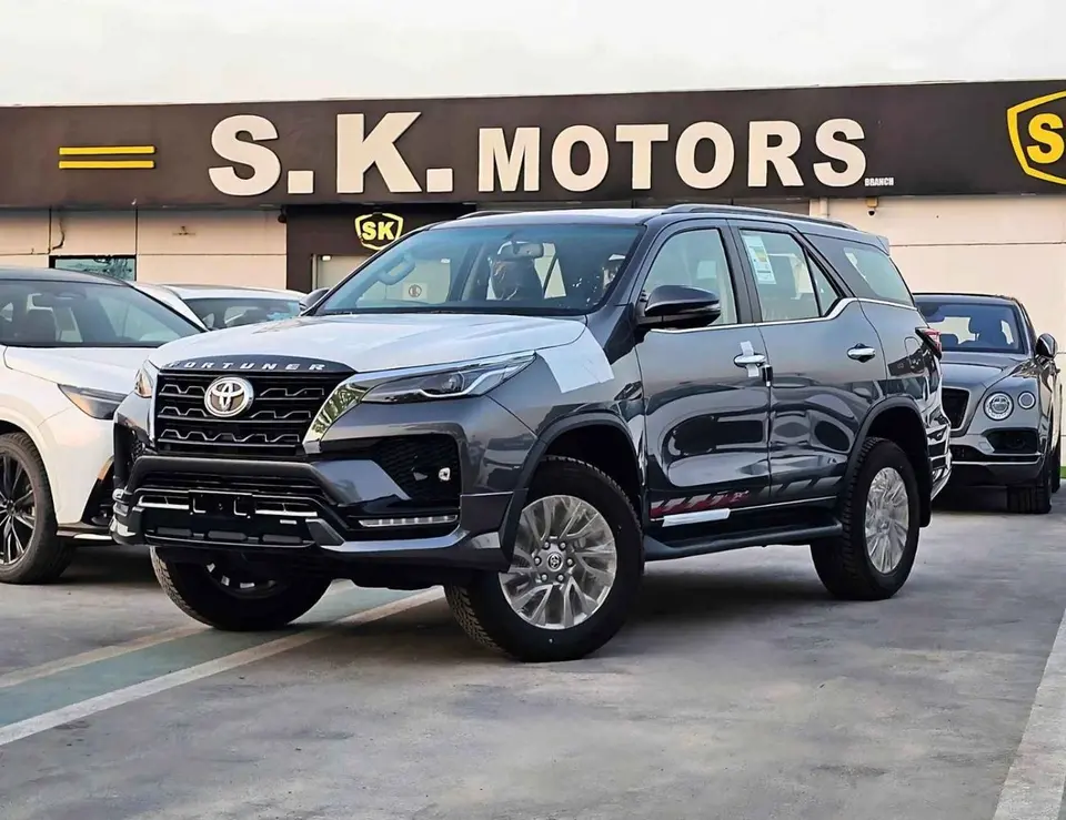 Toyota Fortuner VXR 2026