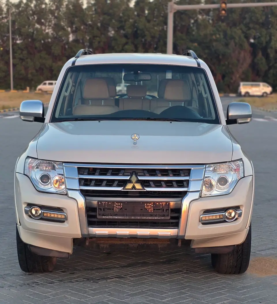 Mitsubishi Pajero GLS H/L GOLD PLATINUM 2019