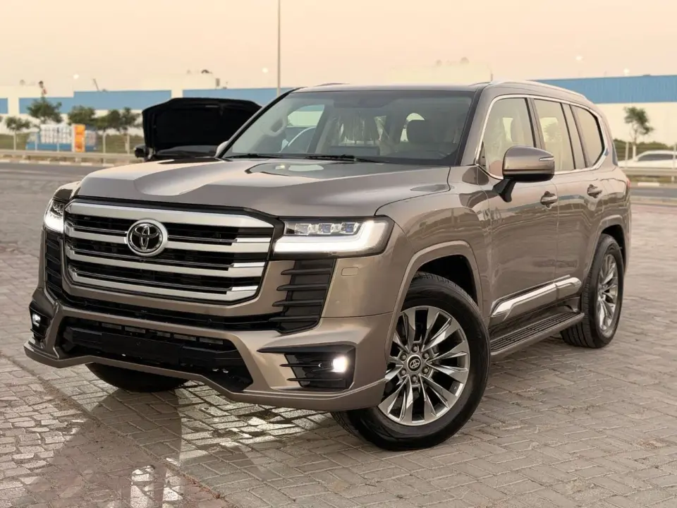 Toyota Land Cruiser GXR 2023