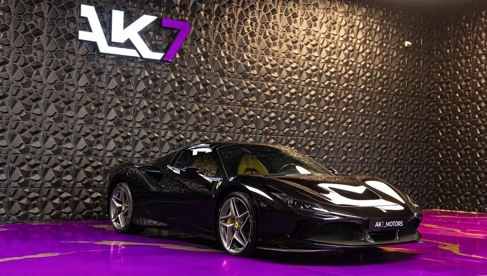 Ferrari F8 Spider STANDARD 2021