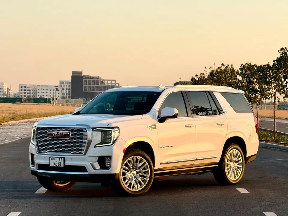 GMC Yukon DENALI 2024