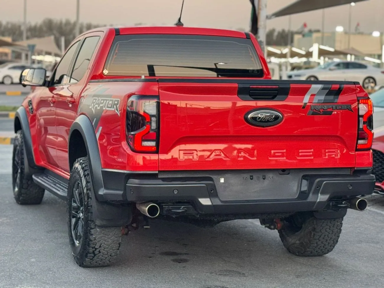 Ford Ranger RAPTOR 2023 — фото 4