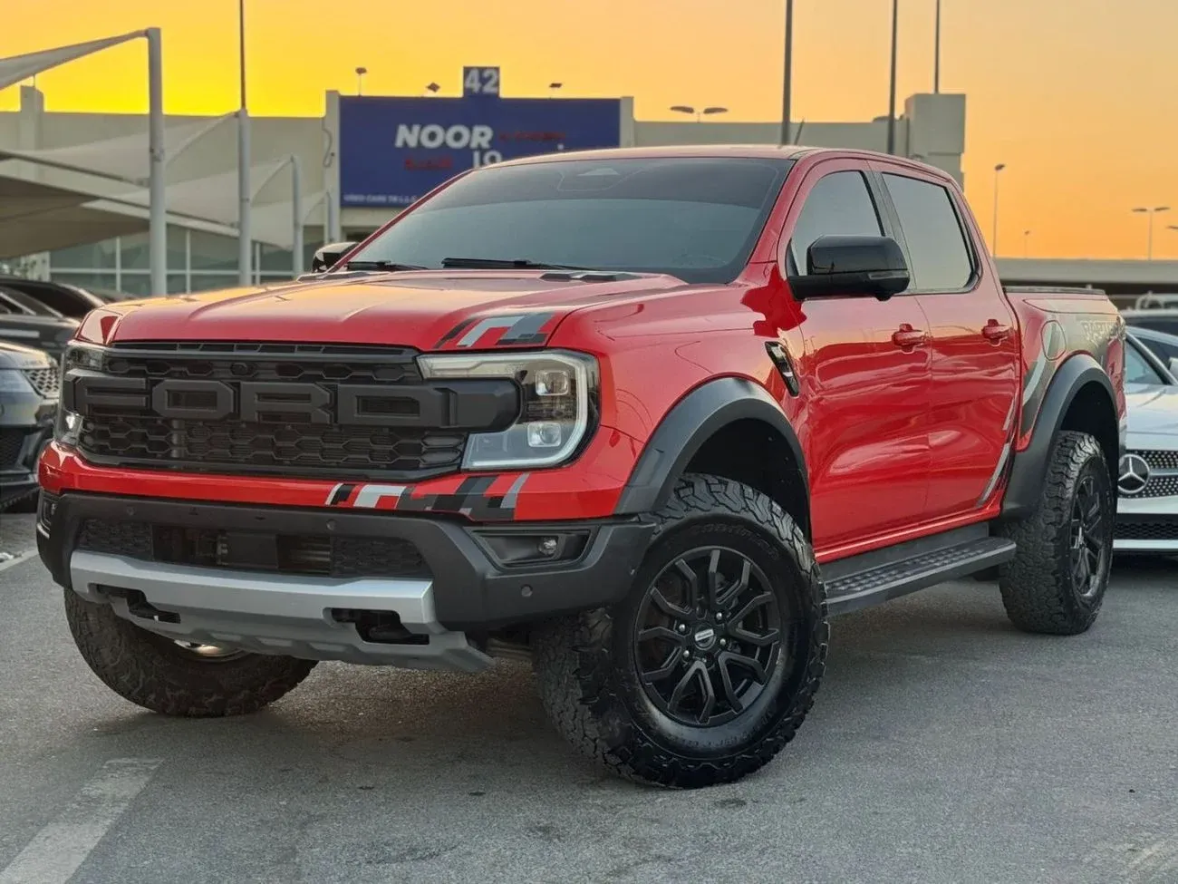 Ford Ranger RAPTOR 2023 — фото 2