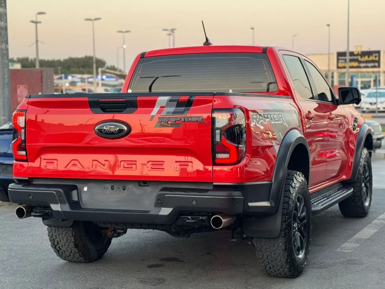 Ford Ranger RAPTOR 2023 — фото 3