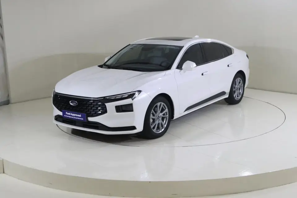 Ford Taurus AMBIENTE 2024