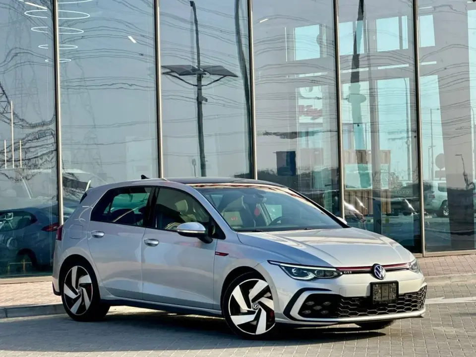 Volkswagen Golf GTI 2024