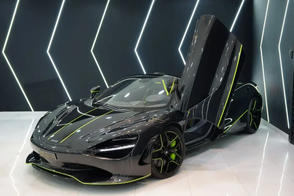 McLaren 750S SPIDER 2024