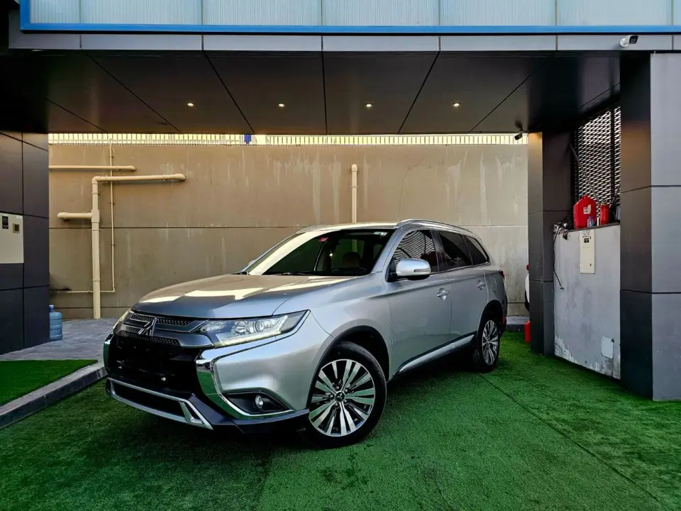 Mitsubishi Outlander GLX 2020