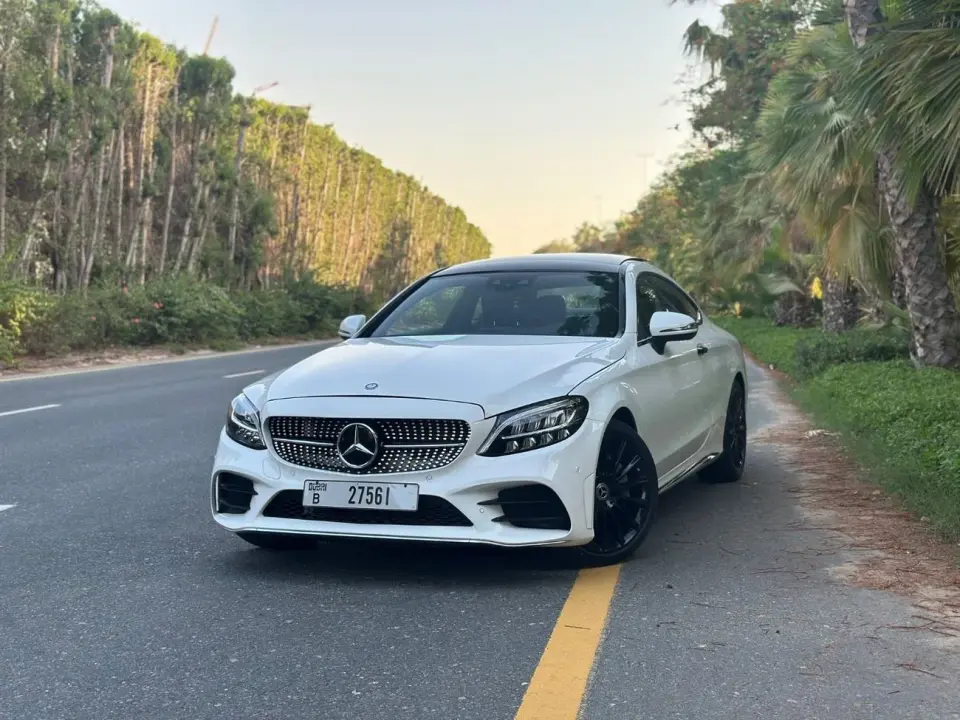Mercedes-Benz C300 STANDARD 2022