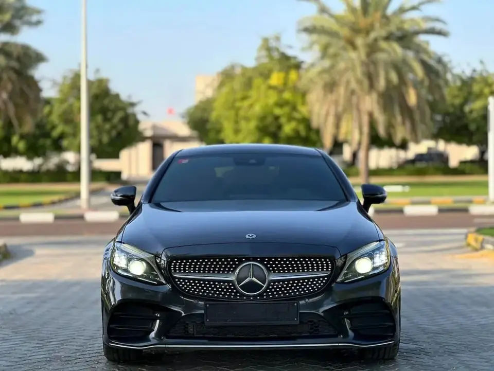 Mercedes-Benz C300 2019