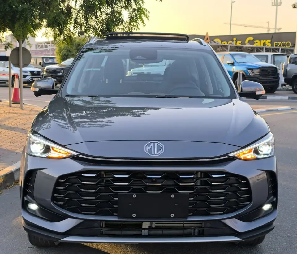 MG ZS LUX 2025