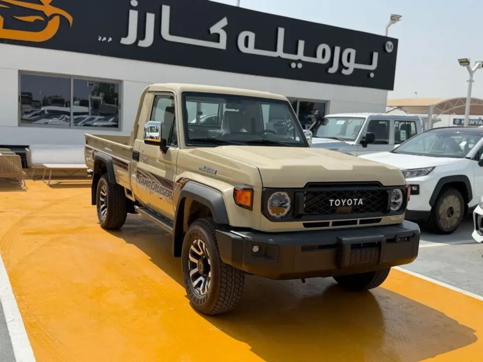 Toyota Land Cruiser Pick Up Toyota Land Cruiser 79 4.0L V6 2026