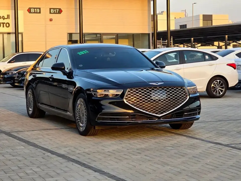 Genesis G90 ROYAL 2021