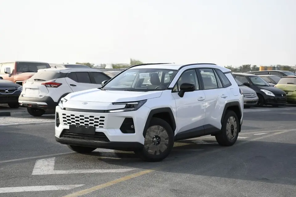 Toyota RAV4 XLE 2026