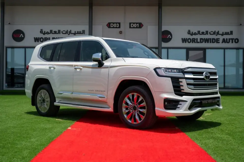 Toyota Land Cruiser VXR 2026