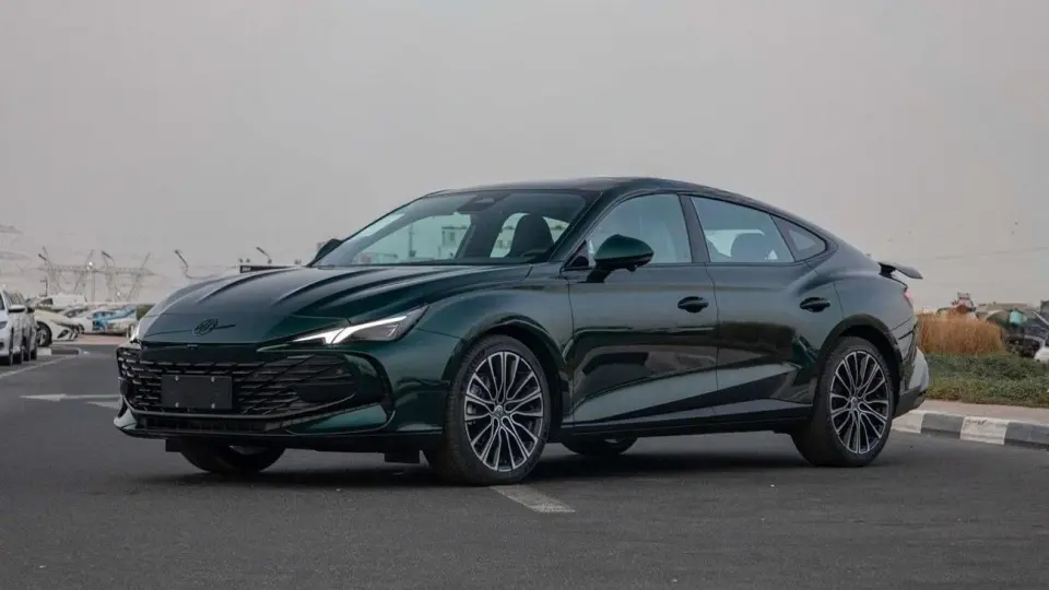 MG 7 LUX 2025