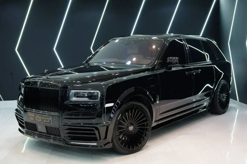 Rolls-Royce Cullinan BLACK BADGE 2023