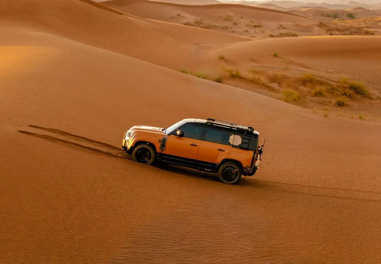 Land Rover Defender 110 HSE P400 2025 — фото 30