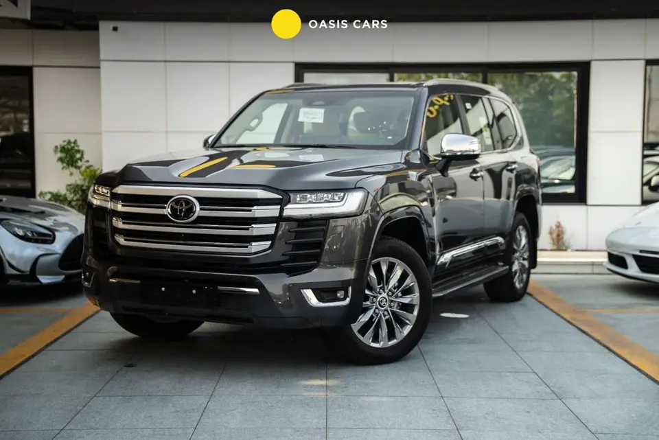 Toyota Land Cruiser VXR 2026