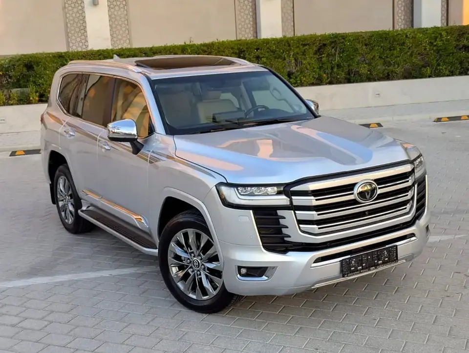 Toyota Land Cruiser VXR 2024