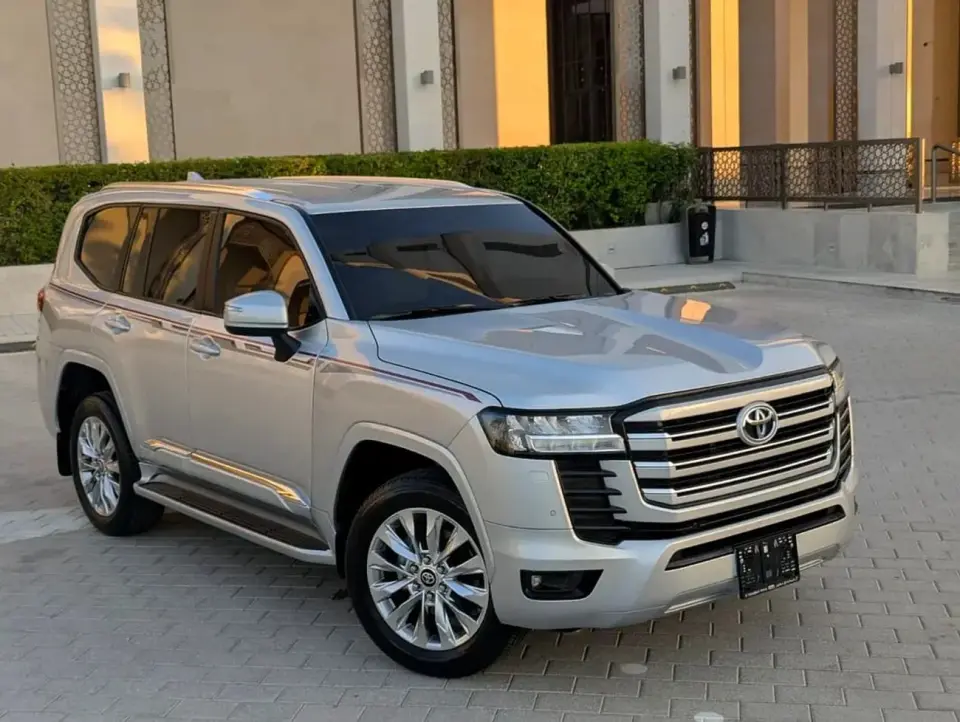 Toyota Land Cruiser GXR 2024