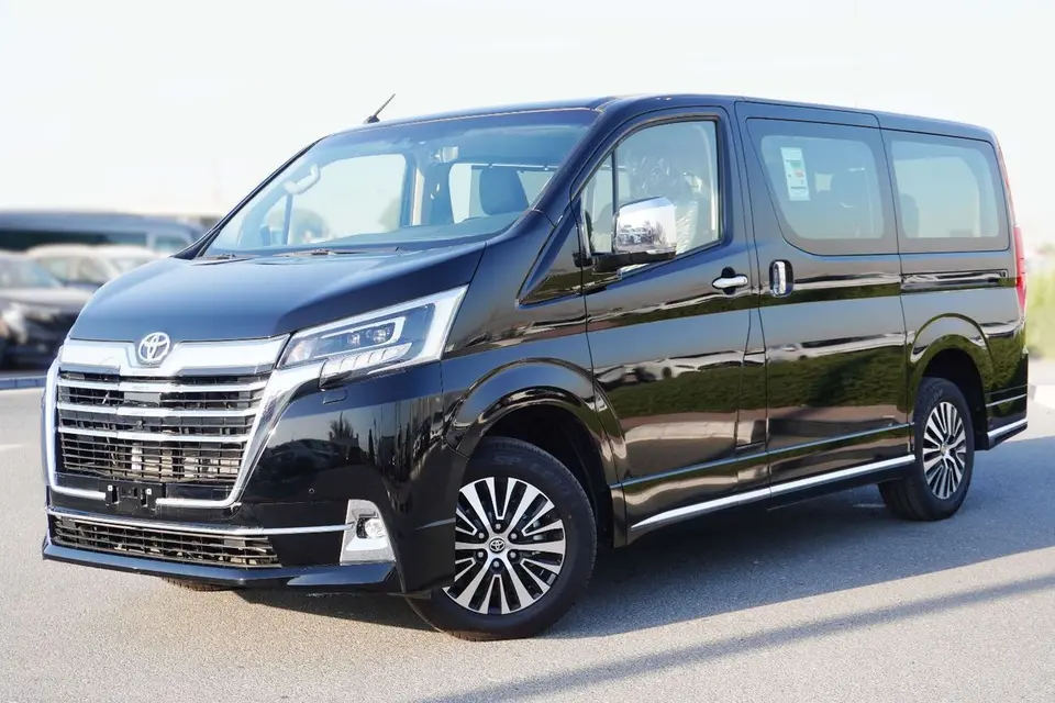 Toyota Granvia PREMIUM 2026