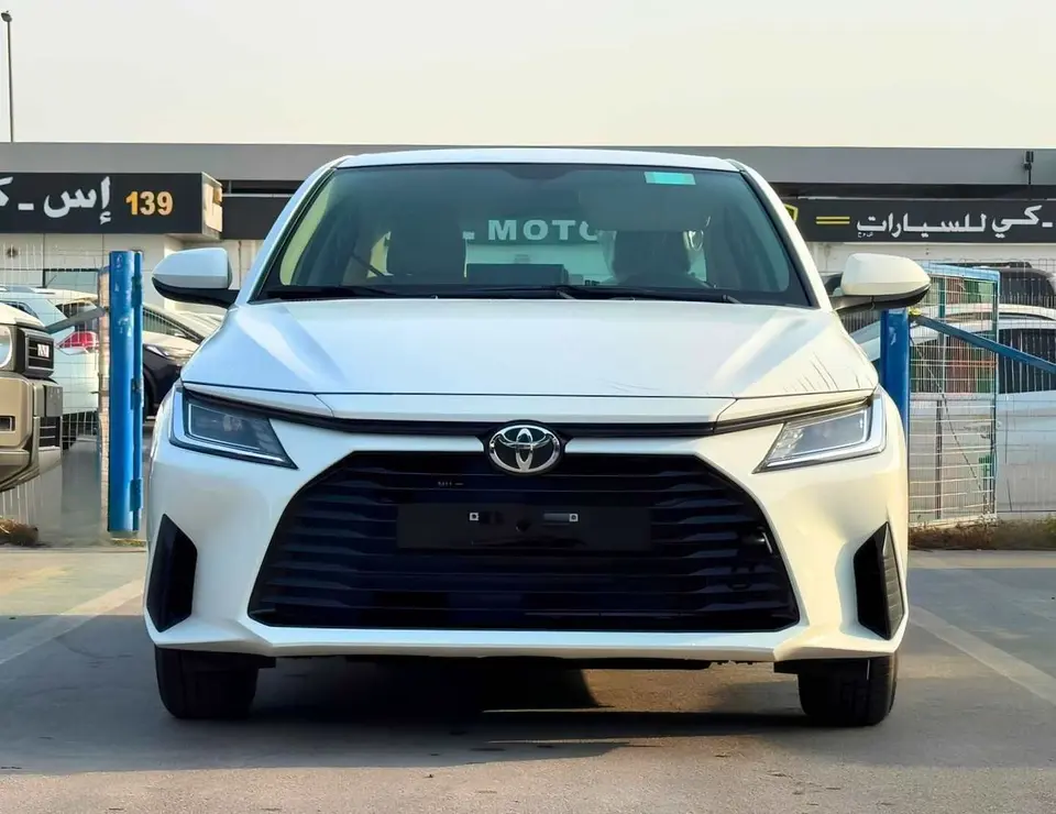 Toyota Yaris E 2026