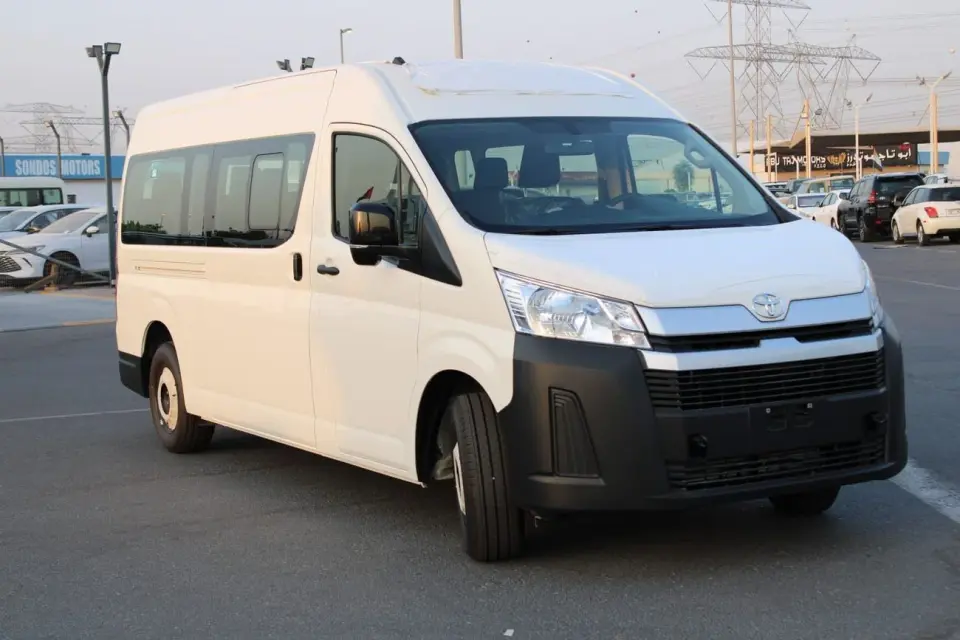 Toyota Hiace 2.8L - VAN - Manual - Diesel - FWD - 9+ - 4 Door 2026