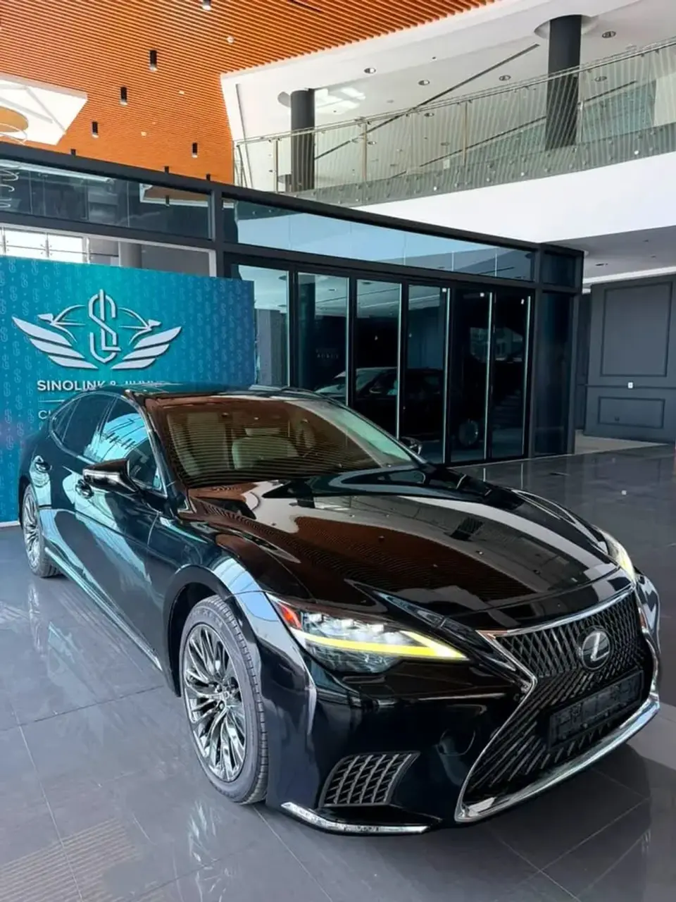 Lexus LS500 PLATINUM 2021