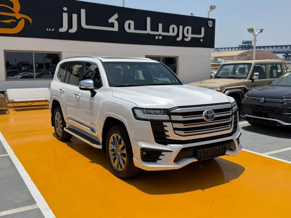 Toyota Land Cruiser VXR 2026