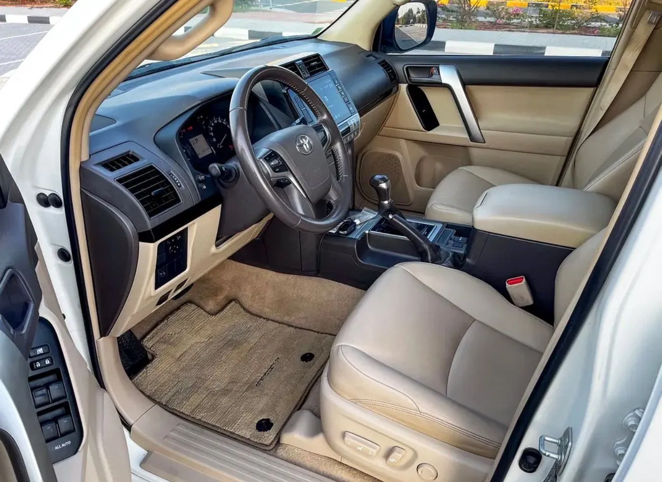 Toyota Prado TX-L 2022 — фото 11