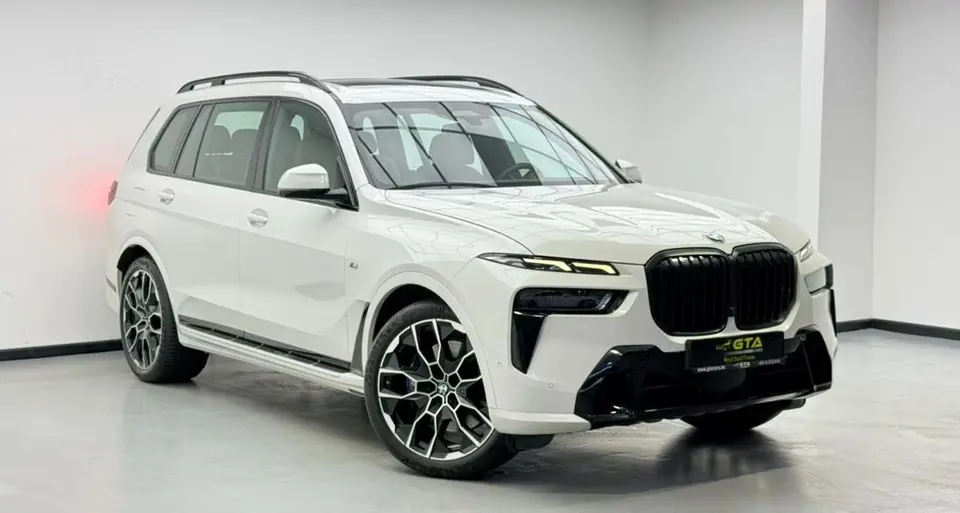 BMW X7 40i LUXURY 2023