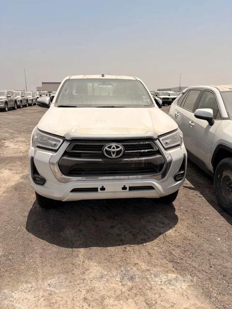 Toyota Hilux 2.4L - SR5 4x4 Automatic Diesel - Full Option GLX 2026
