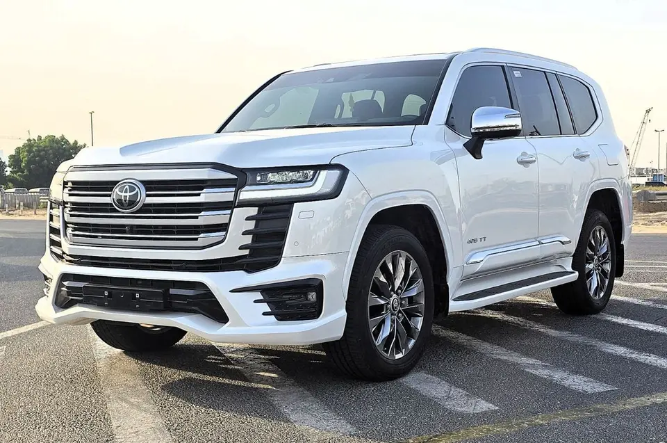 Toyota Land Cruiser VXR 2024
